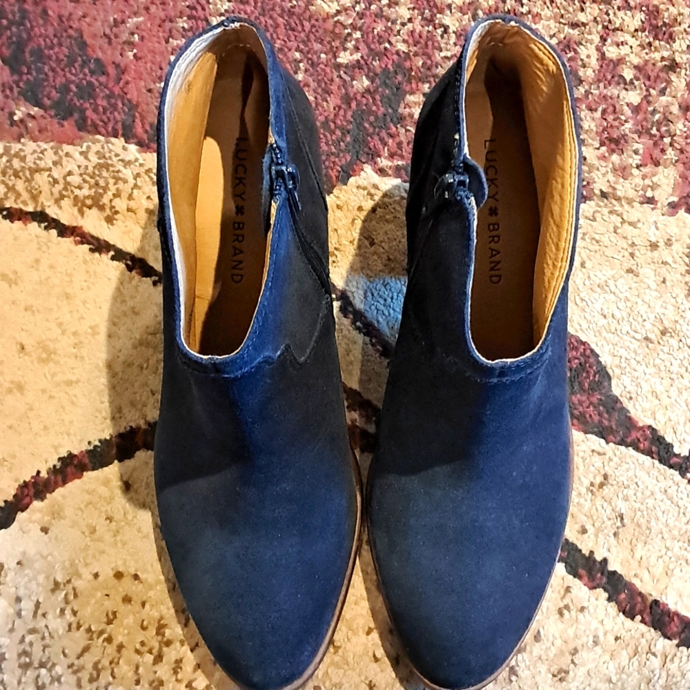 Lucky Brand Blue suede booties, like new, size 10M